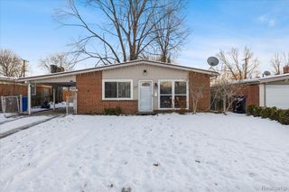 1564 Moulin Avenue, Madison Heights, MI 48071