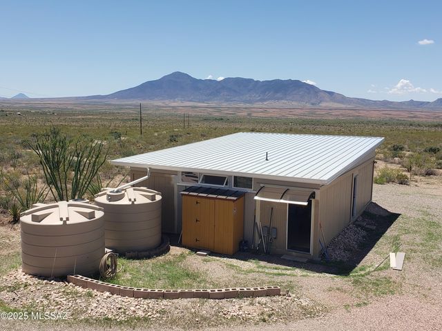 1030 S Weller Lane, Bisbee, AZ 85603