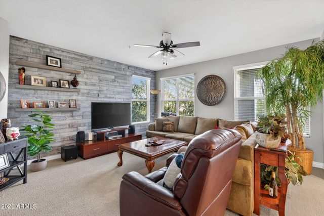 2425 W BRONCO BUTTE Trail 2020, Phoenix, AZ 85085