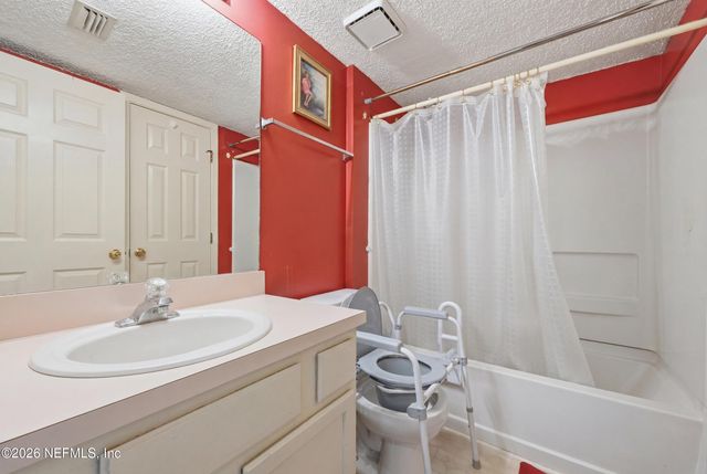 11532 BIRCH FOREST Circle E, Jacksonville, FL 32218