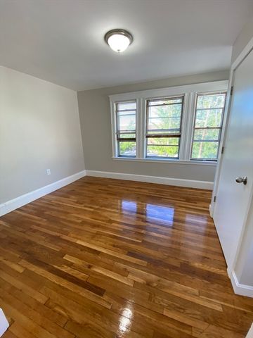 117 Fayette 3, Quincy, MA 02170