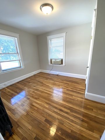 117 Fayette 3, Quincy, MA 02170