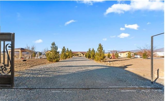 3720 West Charleston Park Avenue, Pahrump, NV 89048