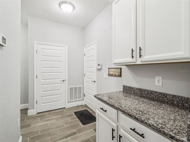 8613 BAYVIEW CROSSING DRIVE, Winter Garden, FL 34787