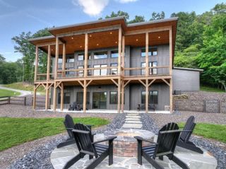 246 Bearden Farm Overlook, Blue Ridge, GA 30513