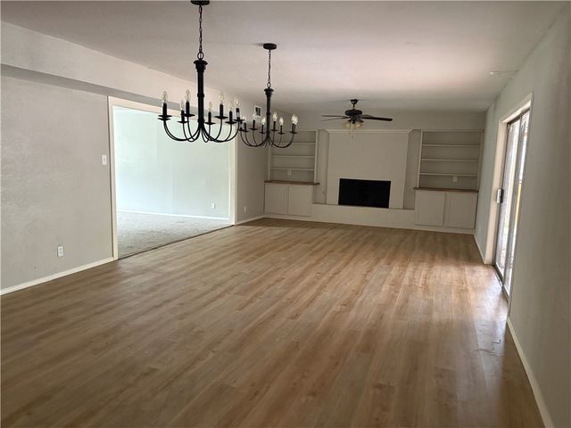 5313 River Oaks Dr, Corpus Christi, TX 78413
