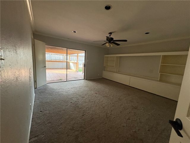 5313 River Oaks Dr, Corpus Christi, TX 78413