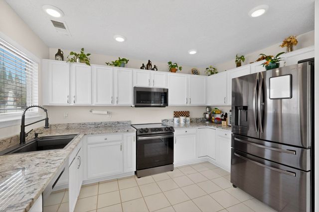 10223 Arroyo Crest Drive NW, Albuquerque, NM 87114