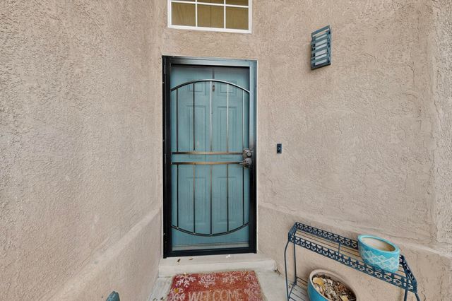 10223 Arroyo Crest Drive NW, Albuquerque, NM 87114