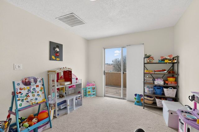 10223 Arroyo Crest Drive NW, Albuquerque, NM 87114