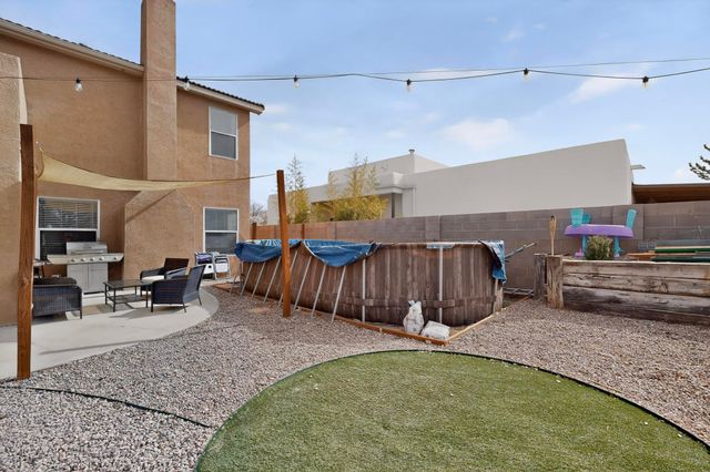 10223 Arroyo Crest Drive NW, Albuquerque, NM 87114