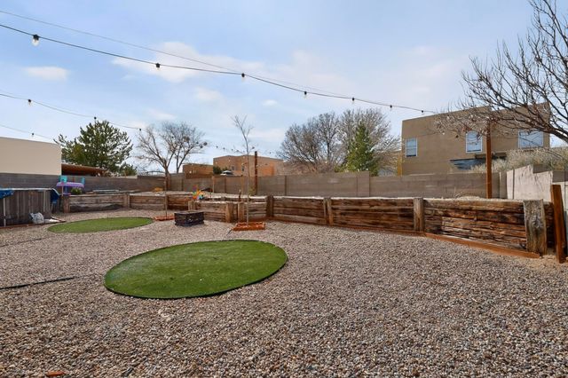 10223 Arroyo Crest Drive NW, Albuquerque, NM 87114