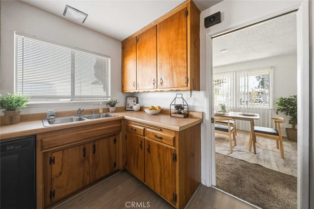 39133 11th Street W, Palmdale, CA 93551