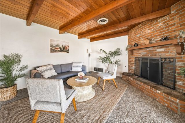 39133 11th Street W, Palmdale, CA 93551