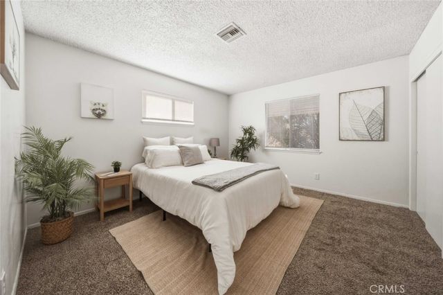 39133 11th Street W, Palmdale, CA 93551