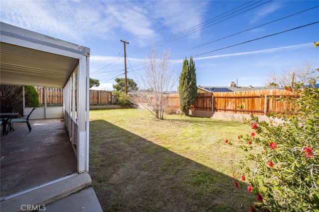 39133 11th Street W, Palmdale, CA 93551