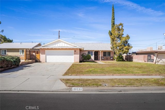 39133 11th Street W, Palmdale, CA 93551
