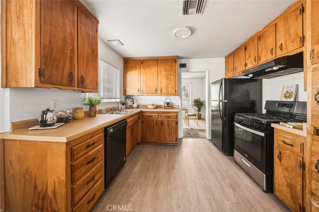 39133 11th Street W, Palmdale, CA 93551