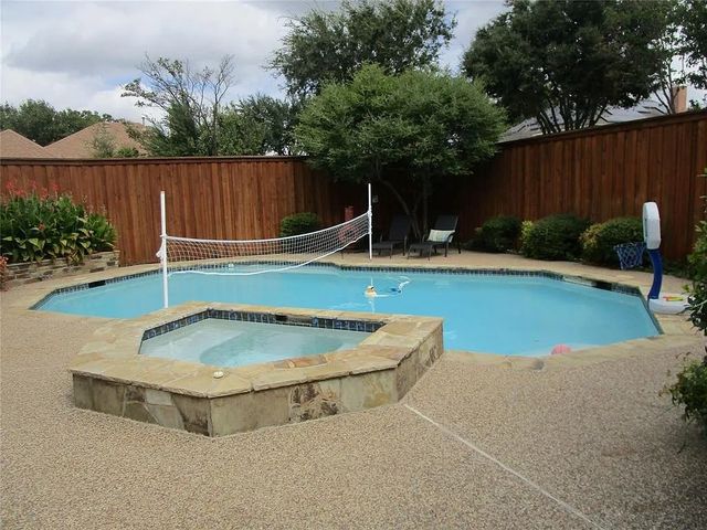 5815 Willow Wood Lane, Dallas, TX 75252