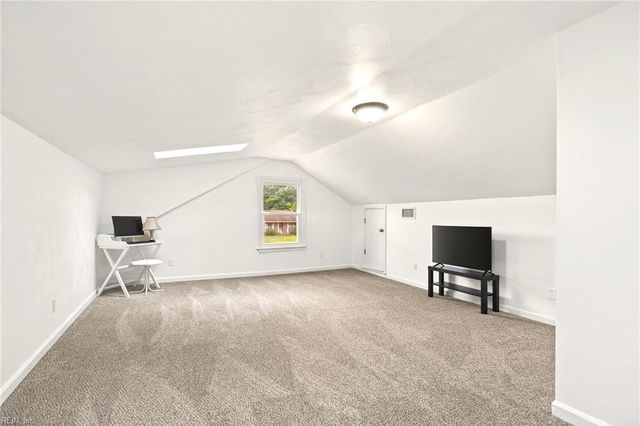 2076 Nansemond PW, Suffolk, VA 23434