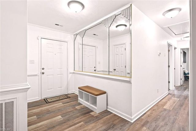 2076 Nansemond PW, Suffolk, VA 23434