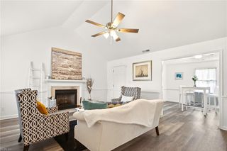 2076 Nansemond PW, Suffolk, VA 23434