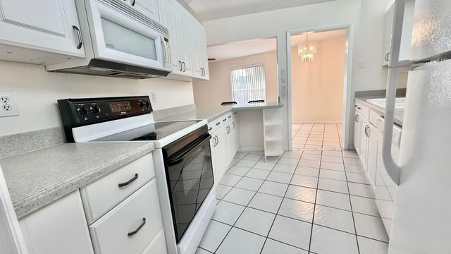 322 SW INDIAN GROVES Drive, Stuart, FL 34994