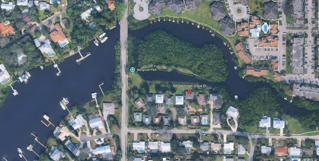 322 SW INDIAN GROVES Drive, Stuart, FL 34994