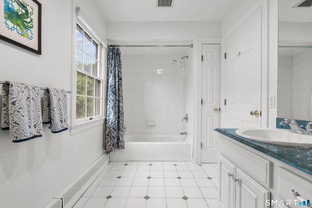 38 Brodwood Drive, Stamford, CT 06902