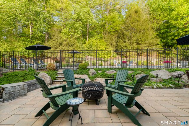 38 Brodwood Drive, Stamford, CT 06902