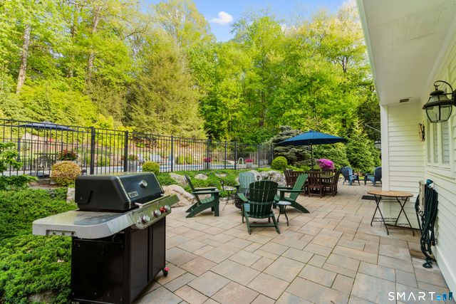 38 Brodwood Drive, Stamford, CT 06902