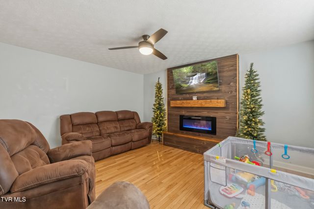 122 Earlington Drive, Greeneville, TN 37743
