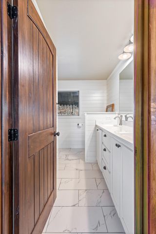 54050 E 258 Road, Afton, OK 74331