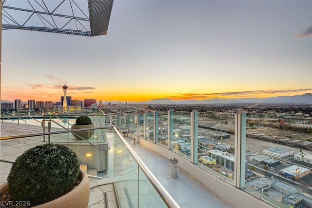 200 Hoover Avenue 1502, Las Vegas, NV 89101