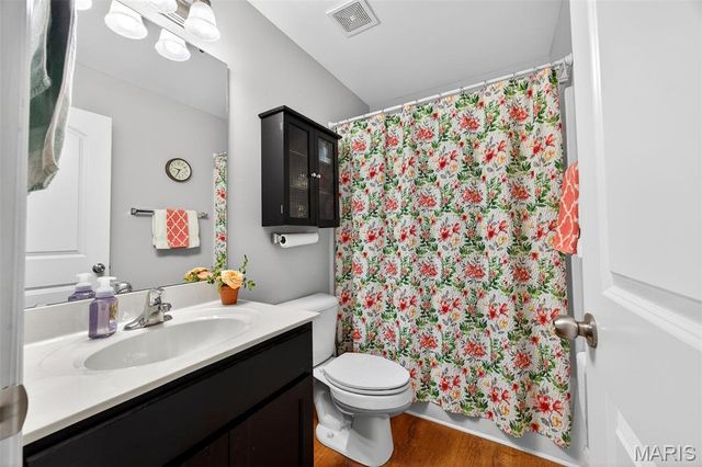 523 Falcons Flight, Wright City, MO 63390