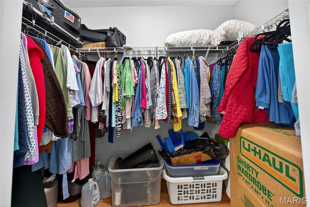 523 Falcons Flight, Wright City, MO 63390