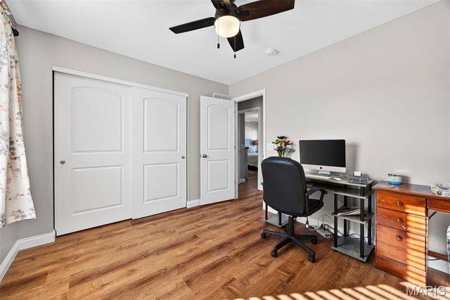 523 Falcons Flight, Wright City, MO 63390