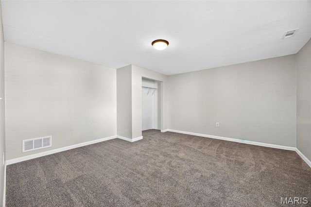 523 Falcons Flight, Wright City, MO 63390