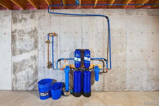 523 Falcons Flight, Wright City, MO 63390