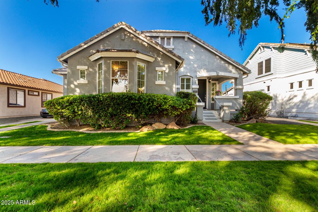 2756 E VIRGINIA Street, Gilbert, AZ 85296