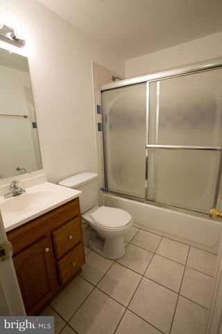 3024 TALKING ROCK DR, Fairfax, VA 22031