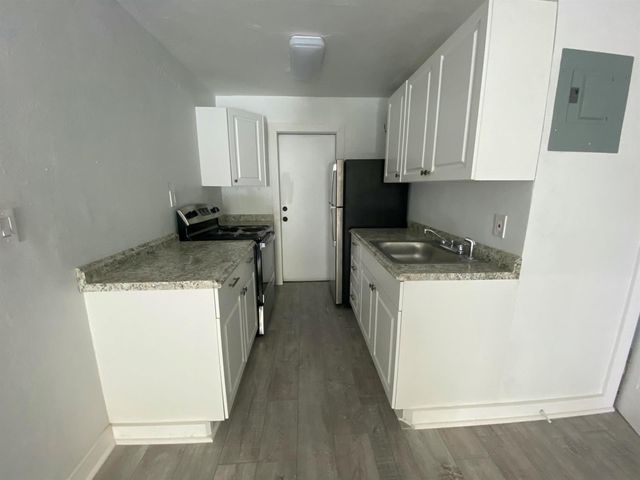 517 NW 15th Terrace, Fort Lauderdale, FL 33311