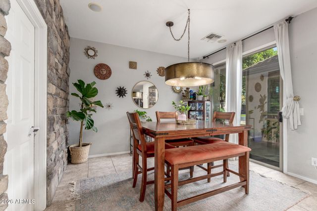 21466 E ROUNDUP Way, Queen Creek, AZ 85142