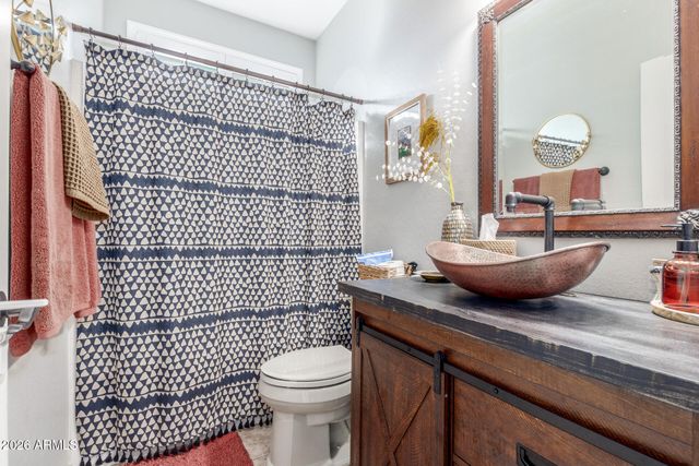 21466 E ROUNDUP Way, Queen Creek, AZ 85142