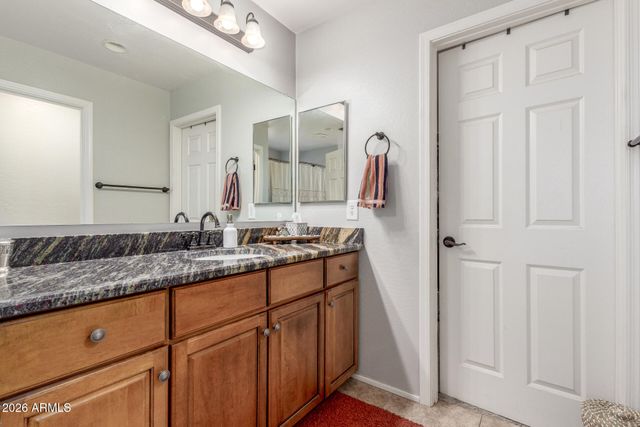 21466 E ROUNDUP Way, Queen Creek, AZ 85142