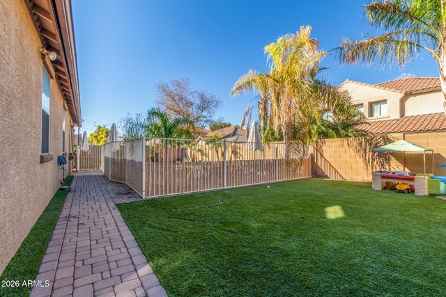 21466 E ROUNDUP Way, Queen Creek, AZ 85142