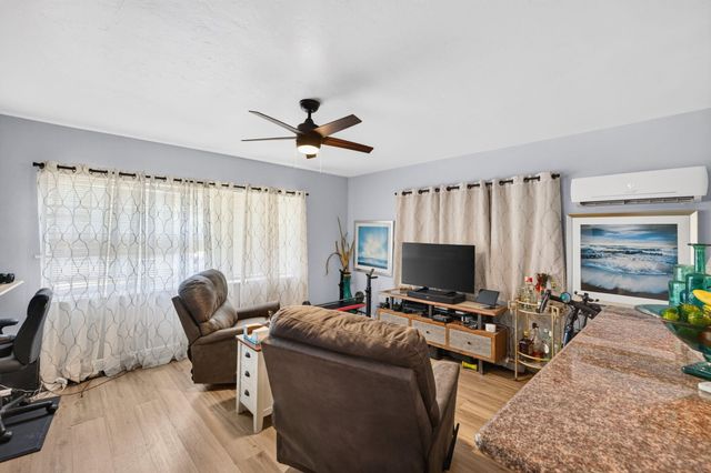 3209 NE 7th Place, Pompano Beach, FL 33062