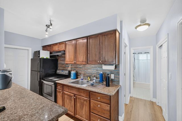 3209 NE 7th Place, Pompano Beach, FL 33062