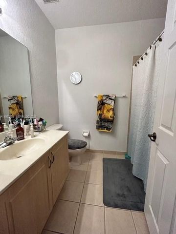 10721 NW 81st Ln 0, Doral, FL 33178