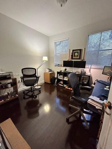 10721 NW 81st Ln 0, Doral, FL 33178